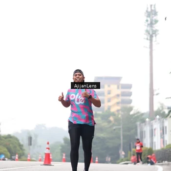 Runner Photo 7065557