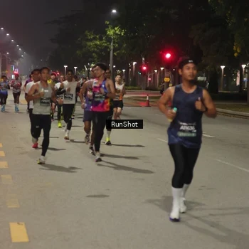Runner Photo 7065563