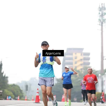 Runner Photo 7065566