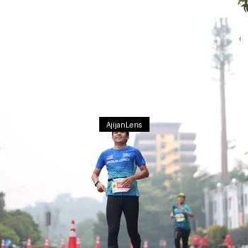 Runner Photo 7065591