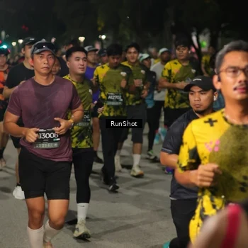 Runner Photo 7065623