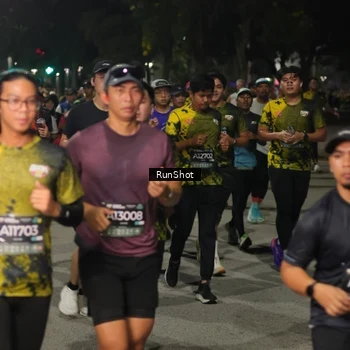 Runner Photo 7065625
