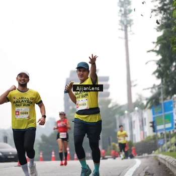 Runner Photo 7065664