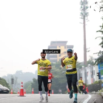 Runner Photo 7065665