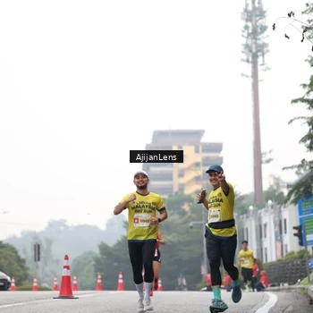 Runner Photo 7065668