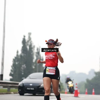 Runner Photo 7065669