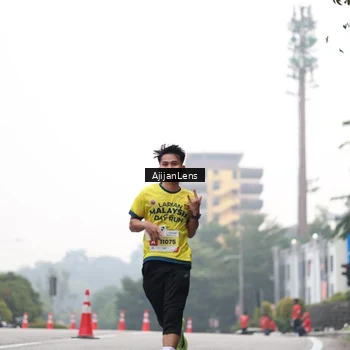 Runner Photo 7065673