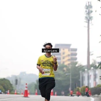 Runner Photo 7065676
