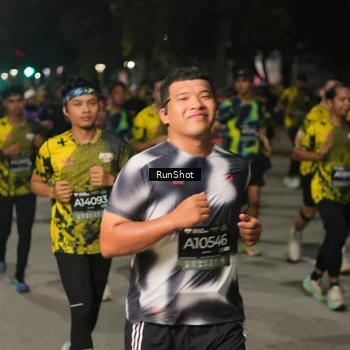 Runner Photo 7065678