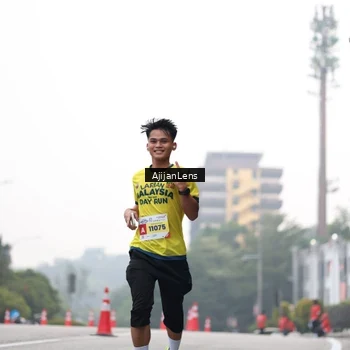 Runner Photo 7065679