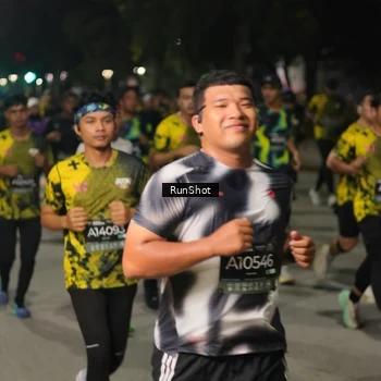 Runner Photo 7065690