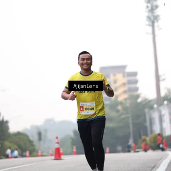 Runner Photo 7065699