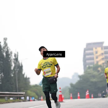 Runner Photo 7065704