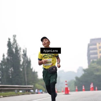 Runner Photo 7065705