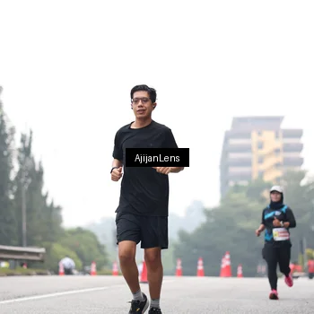 Runner Photo 7065712