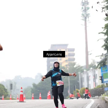 Runner Photo 7065714