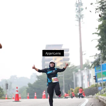 Runner Photo 7065715