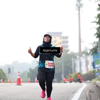 Runner Photo 7065719