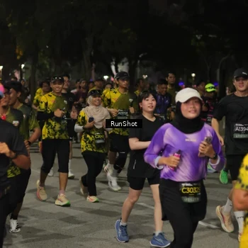 Runner Photo 7065725