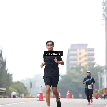 Runner Photo 7065730