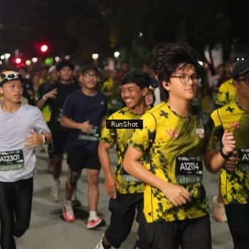 Runner Photo 7065747