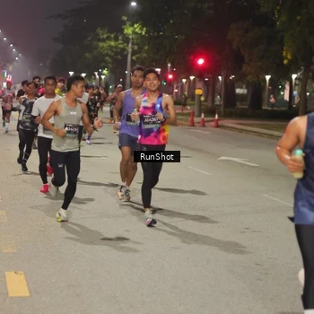 Runner Photo 7065750