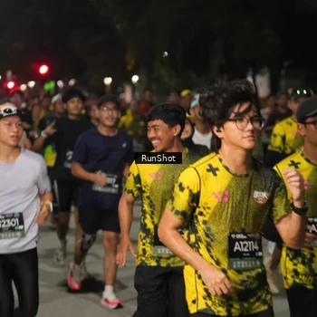 Runner Photo 7065751