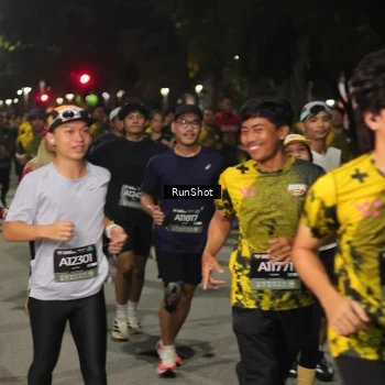 Runner Photo 7065752