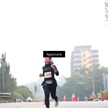 Runner Photo 7065754