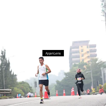 Runner Photo 7065758