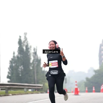 Runner Photo 7065768