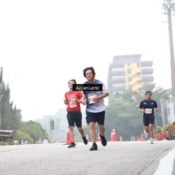 Runner Photo 7065769