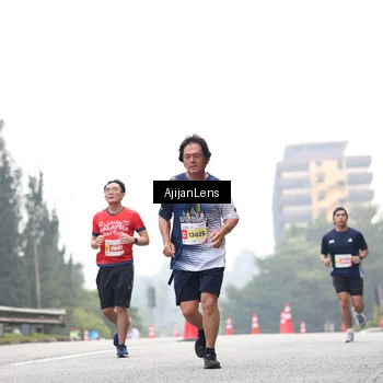 Runner Photo 7065777