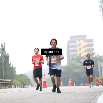 Runner Photo 7065787