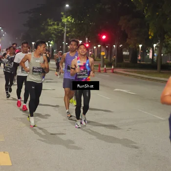 Runner Photo 7065796