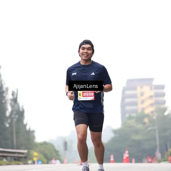 Runner Photo 7065804