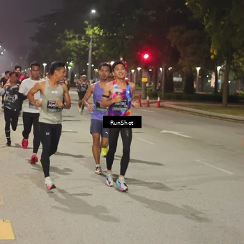 Runner Photo 7065812