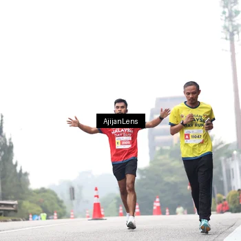 Runner Photo 7065817