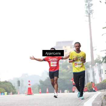Runner Photo 7065820