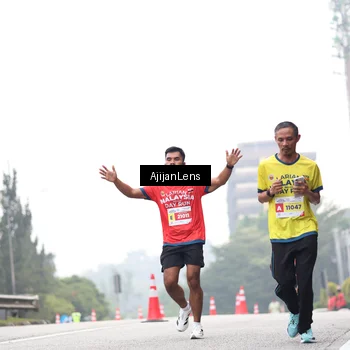 Runner Photo 7065829