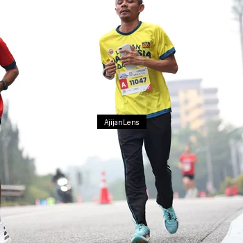 Runner Photo 7065843