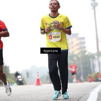 Runner Photo 7065844