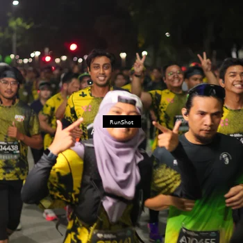 Runner Photo 7065847