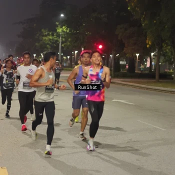 Runner Photo 7065856