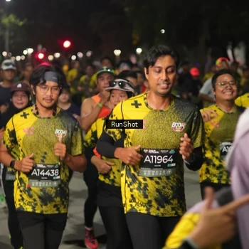 Runner Photo 7065858