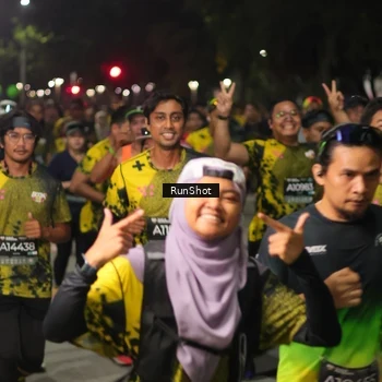 Runner Photo 7065860