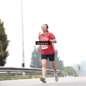Runner Photo 7065862