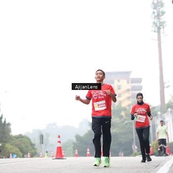 Runner Photo 7065868