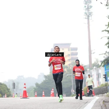 Runner Photo 7065869