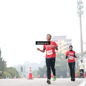 Runner Photo 7065872